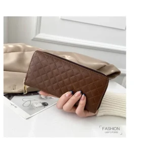 Diva Chain Wallet – Brown